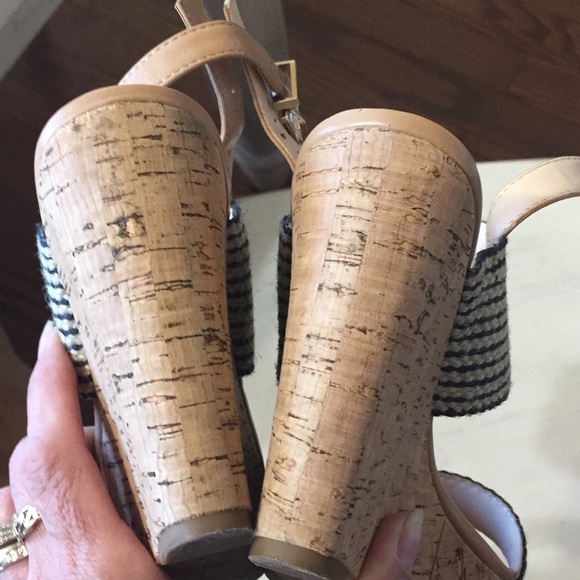 Jessica Simpson sandals - Picture 4 of 5